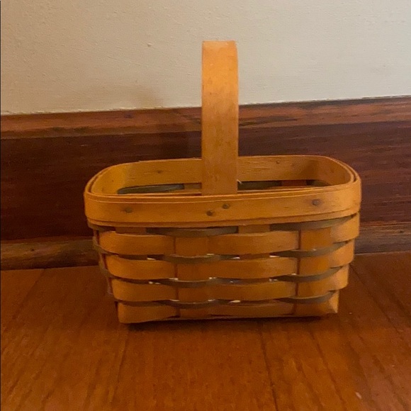 New Green & Tan Brown Handwoven Longaberger Basket - Picture 1 of 9